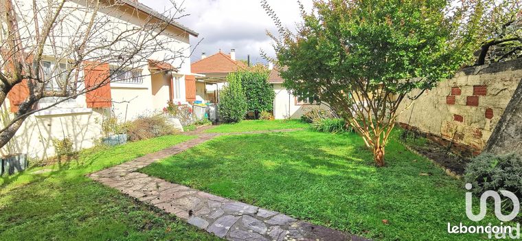 Maison 8 pièces 156 m²