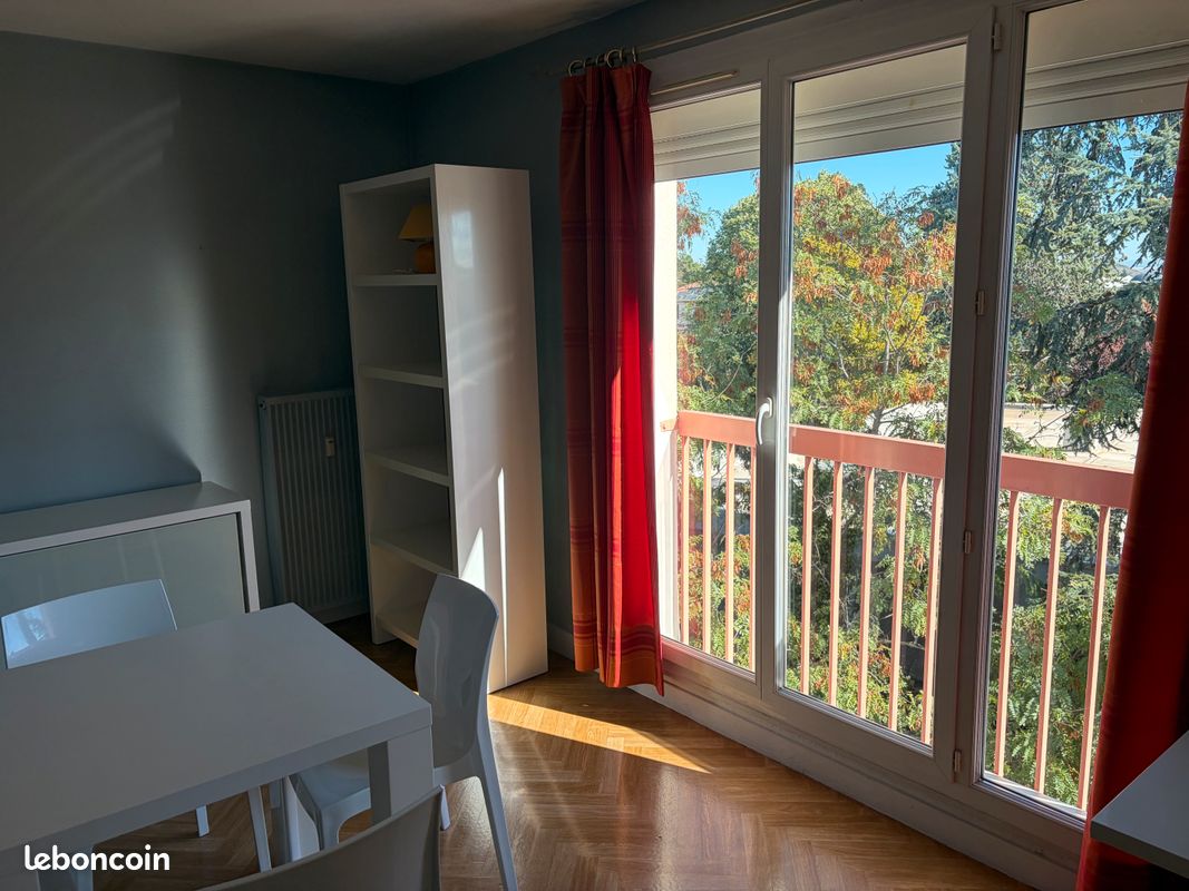 Appartement 1 pièce 31 m² · à Aubière · 31 m² · 580 €/mois