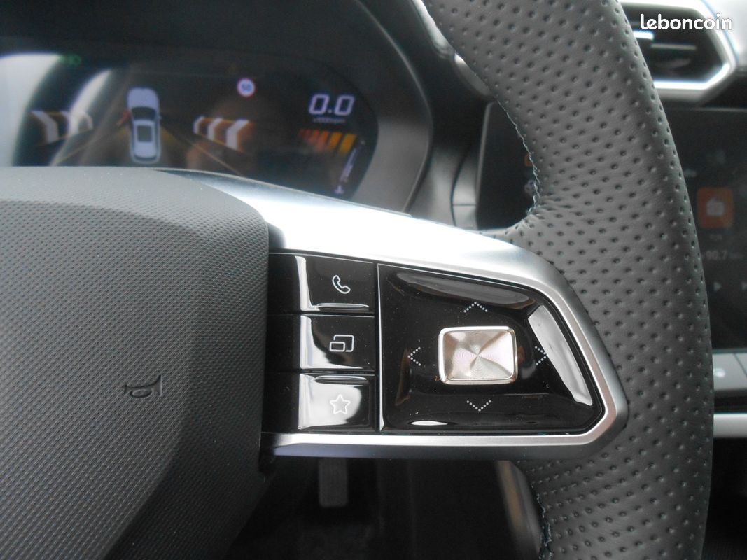 Mg zs 1.5 l hybrid+ 197 ch bva luxury (image 24)