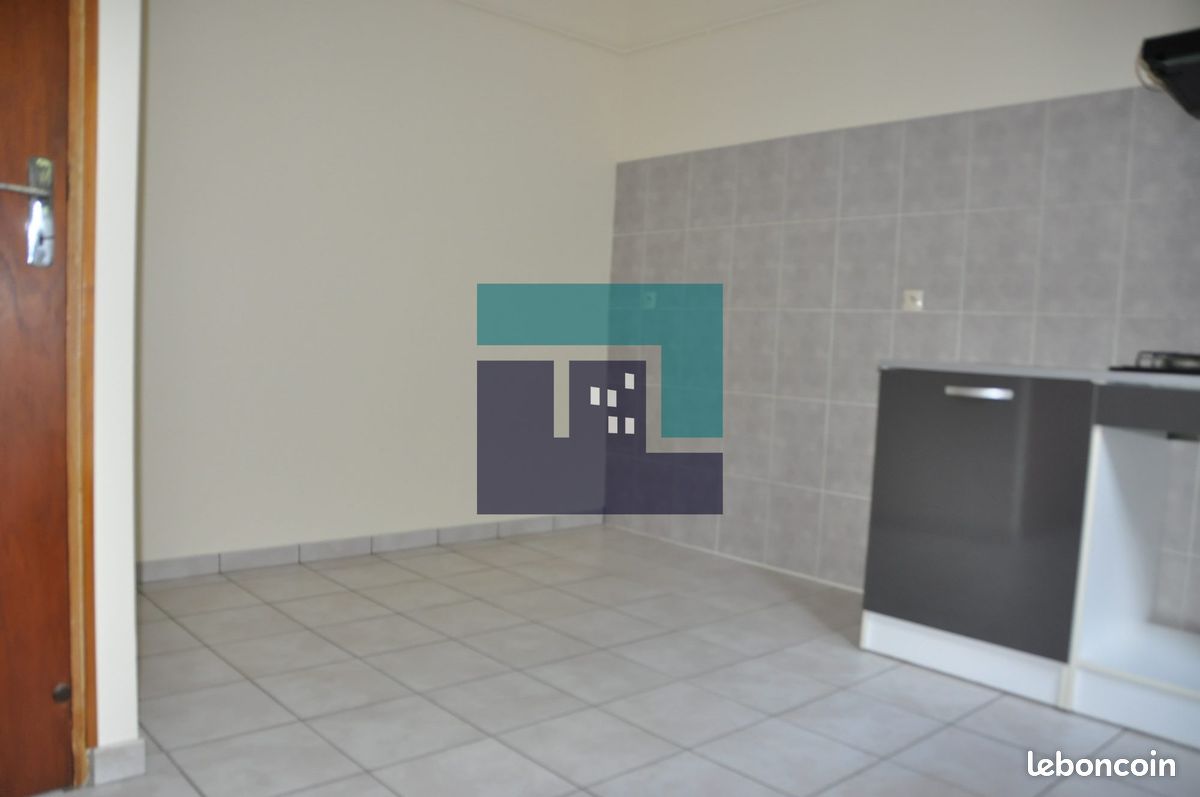 Appartement 4 pièces 77 m² · à Port-la-Nouvelle · 77 m² · 768 €