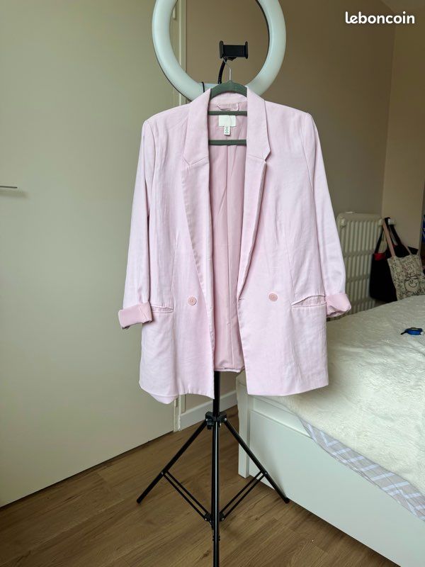 Tres jolie veste blazer H&M taille S rose pale très bon état