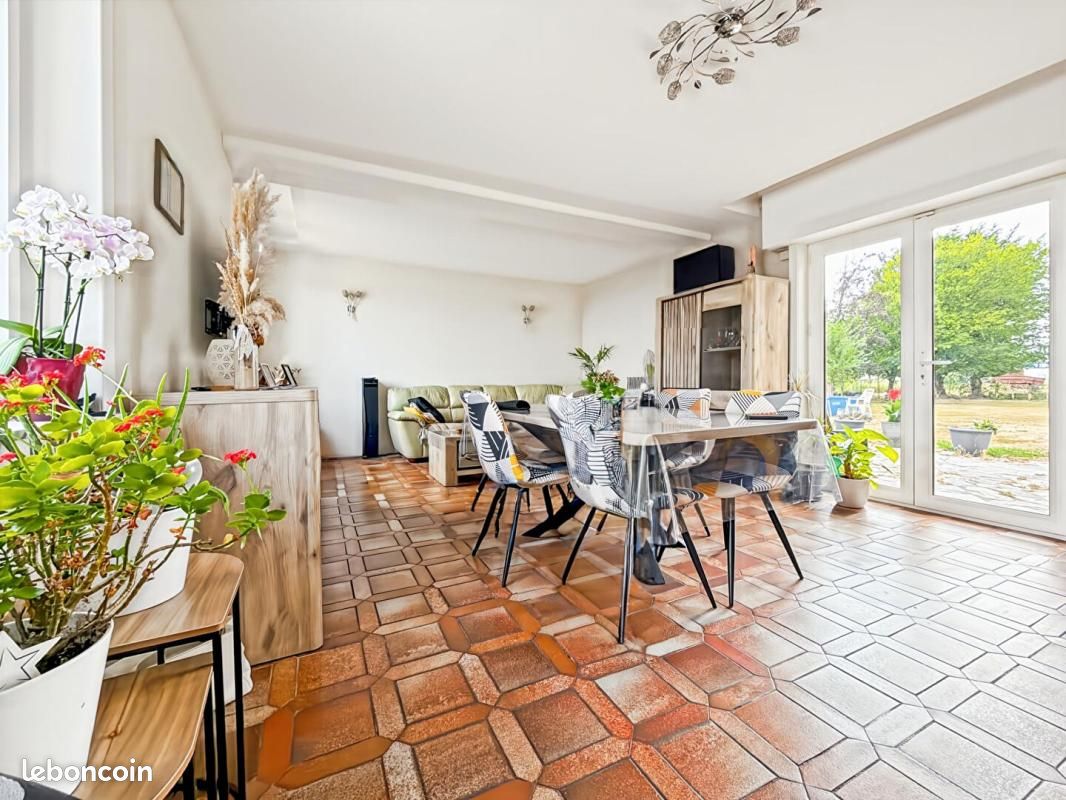 Maison 6 pièces 140 m² · à La Gorgue · 140 m² · 479 000 €