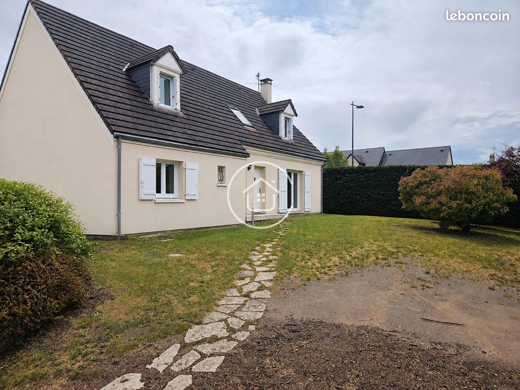 Maison 7 pièces 166 m² · à Vineuil · 166 m² · 348 000 €