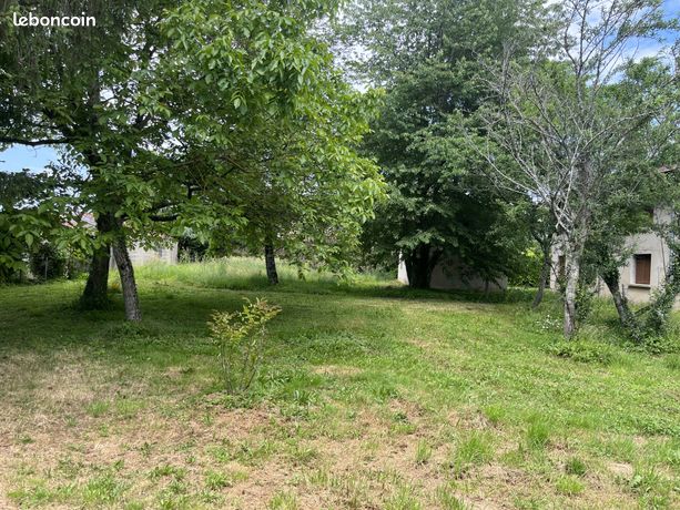 Terrain 592 m² Saint-Just