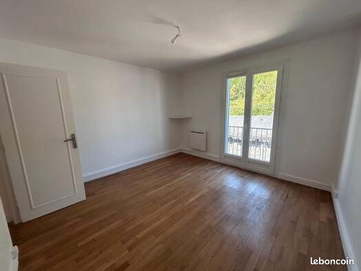Appartement 1 pièce 34 m² · à Nontron · 33,5 m² · 388 €