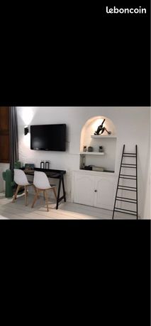 Studio à louer plein centre de St TROPEZ