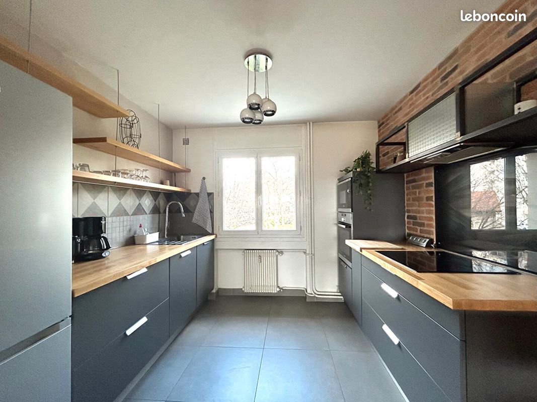 Appartement 3 pièces 60 m² · à Saint-Étienne · 60 m² · 770 €