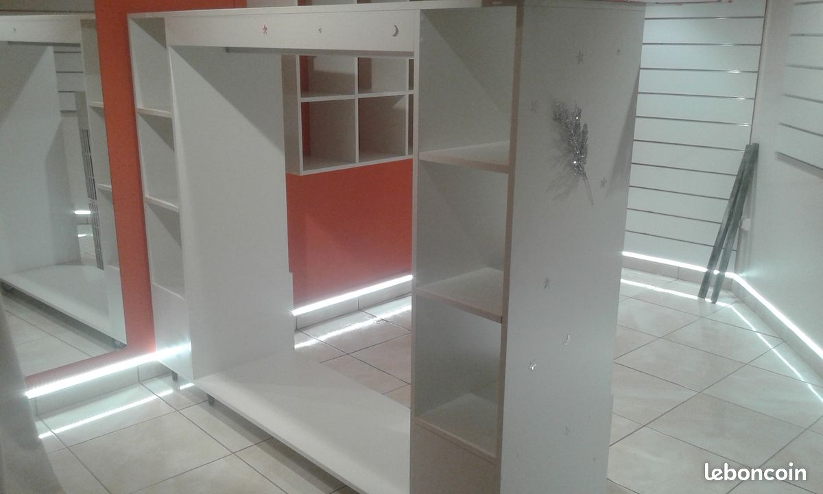 Meuble sur roulettes (image 1)
