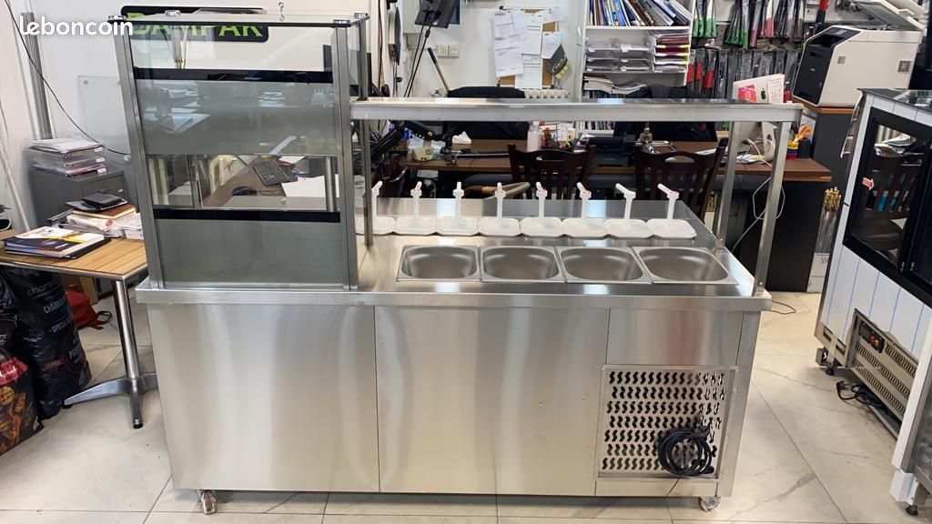 Table de préparation tacos, burgers et sandwichs – Meuble 3-en-1 – Bain-marie, saladette réfrigérée et tranché et plan de travail neutre - pimak (image 2)