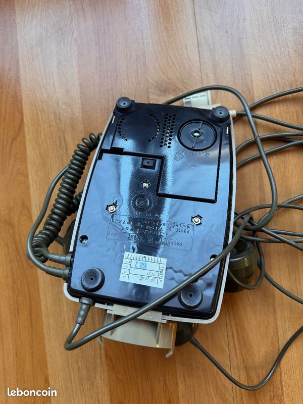 Opis PushMeFon Cable: Téléphone Fixe Vintage rétro à Touches, idéal