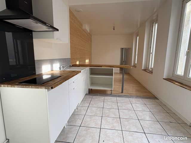 Appartement 2 pièces 42 m² · à Rochefort · 42 m² · 587 €/mois