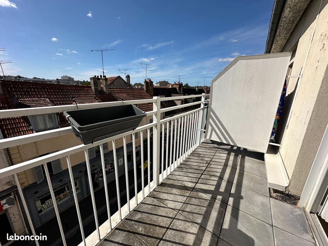 Appartement 2 pièces 43 m² · à Arpajon · 43 m² · 690 €/mois