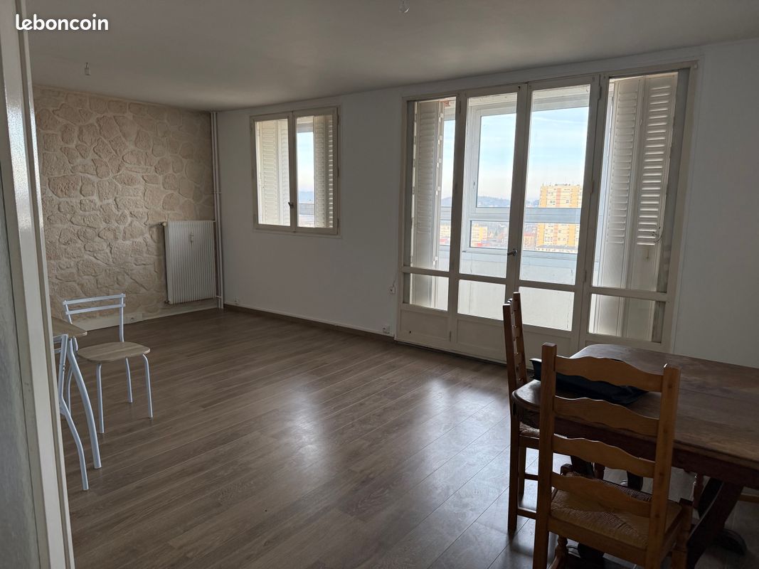 Appartement 3 pièces 86 m² · à Belfort · 86 m² · 640 €
