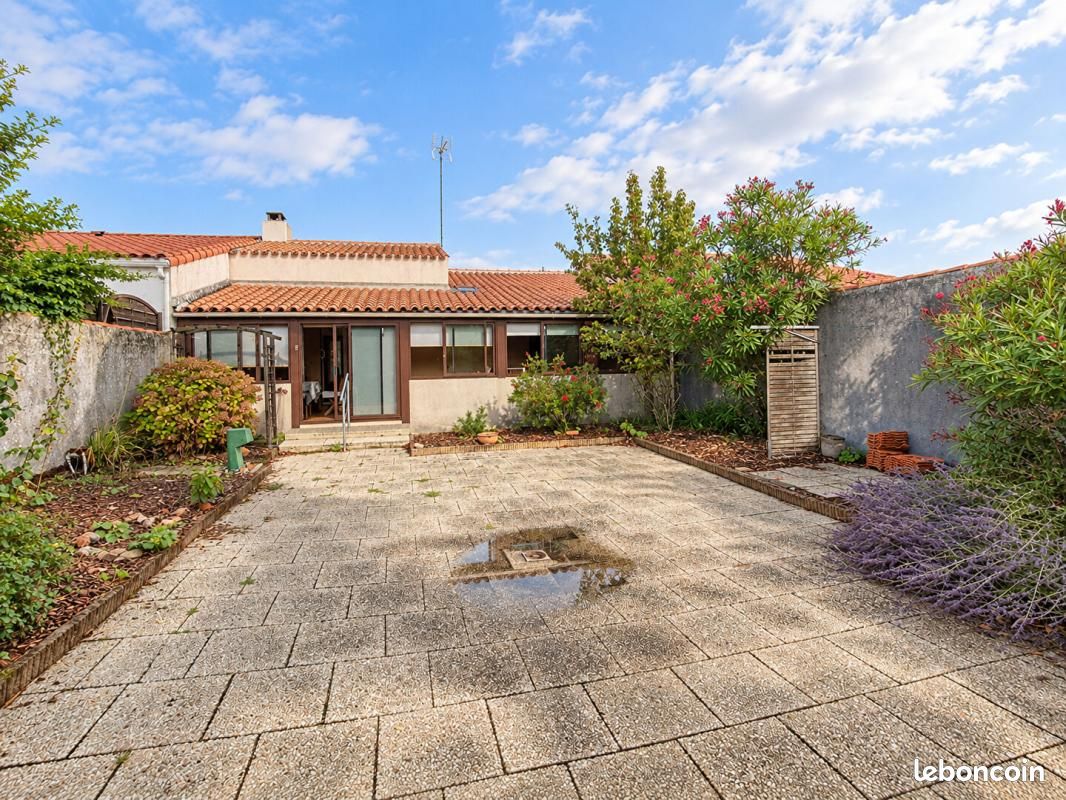 Maison 5 pièces 112 m² · aux Sables-d'Olonne · 112 m² · 395 000 €