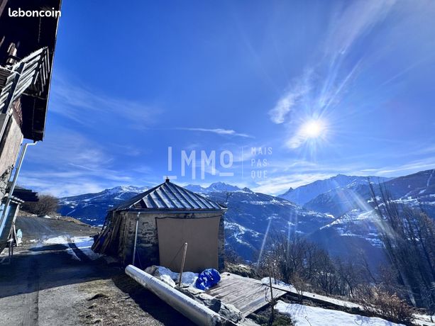 Propriété 5 pièces 96 m²