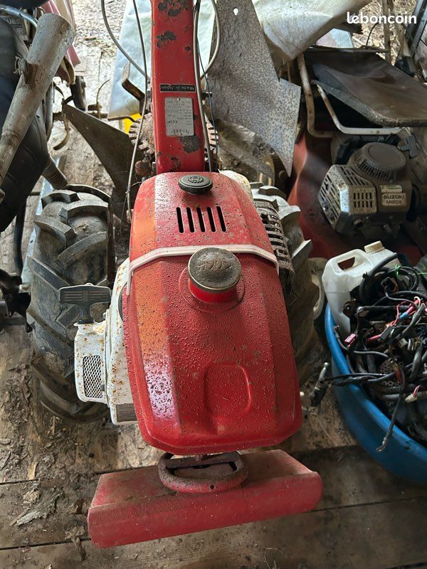 À vendre motoculteur (image 2)