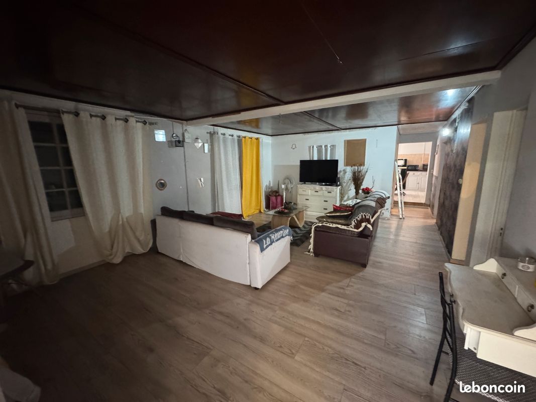 Maison 4 pièces 107 m² · à Le Tampon · 107 m² · 220 000 €