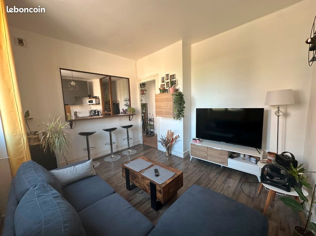 Appartement 2 pièces 53 m² · à Vénissieux · 53 m² · 165 000 €