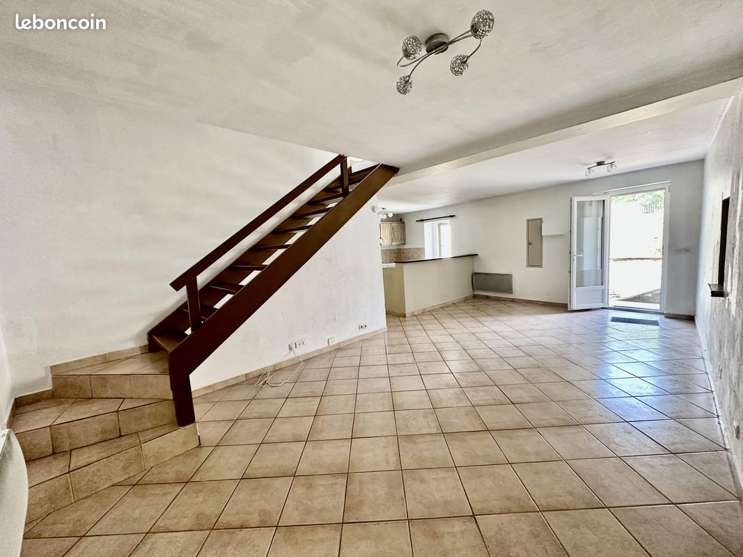Maison 3 pièces 67 m² · à Laudun-l'Ardoise · 67 m² · 135 000 €