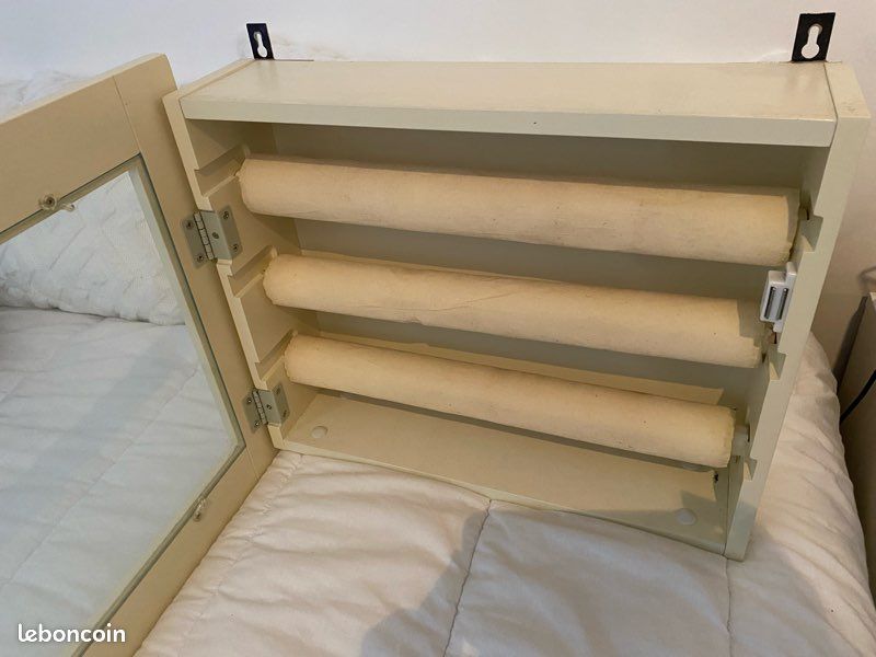 Armoire à montres (image 2)