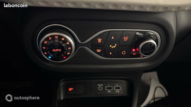 Renault Twingo 1.0 SCe 65ch Equilibre (image 19)