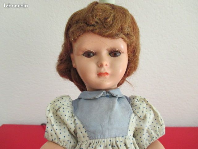 Poupée Bella mesurant 60 cm - Collection