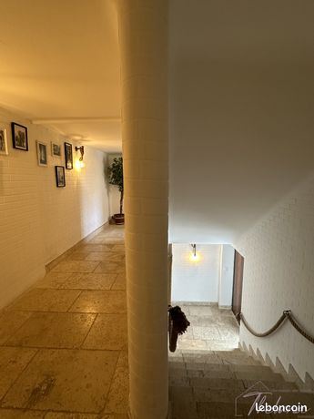 https://img.leboncoin.fr/api/v1/lbcpb1/images/67/17/b1/6717b15b322989f5c786a3b510c66263554c61c5.jpg?rule=ad-image