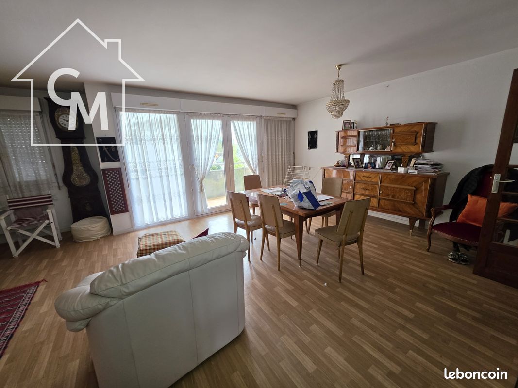 Appartement 3 pièces 96 m² · à Bourges · 96 m² · 149 000 €