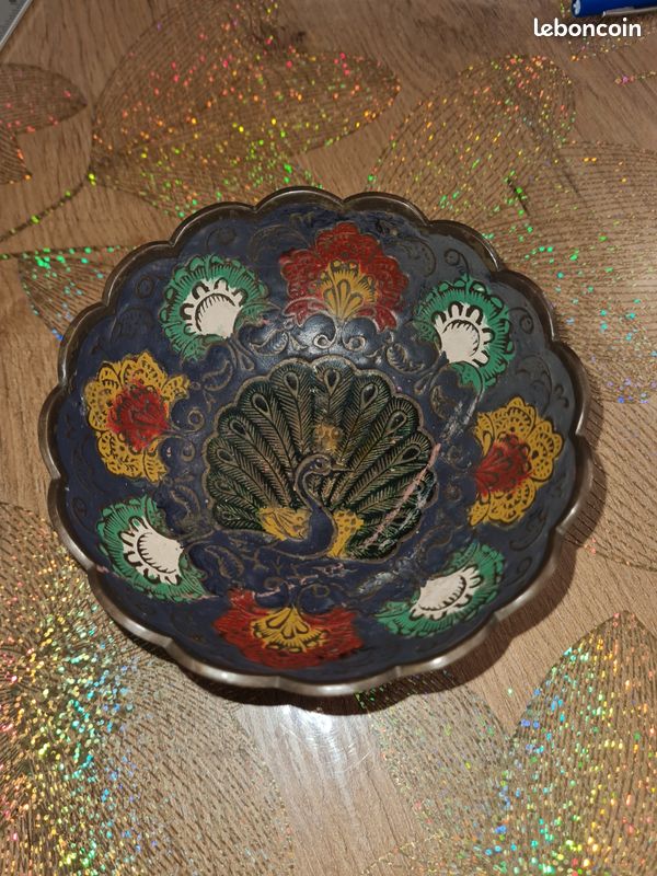 Coupe / Coupelle Vintage en Laiton Émaillé Peint à la Main - Motif Paon & Fleurs Champlevé (Inde / Orient) (image 1)