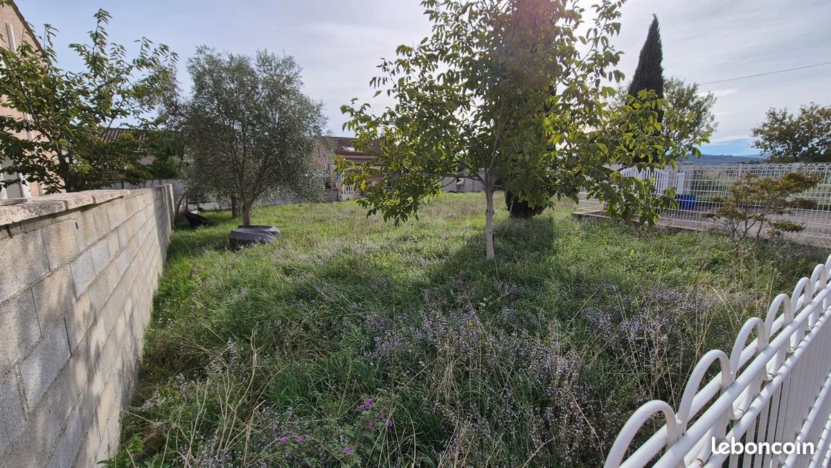 Terrain 300 m² Pont Saint Esprit · à Pont-Saint-Esprit · 53 000 €