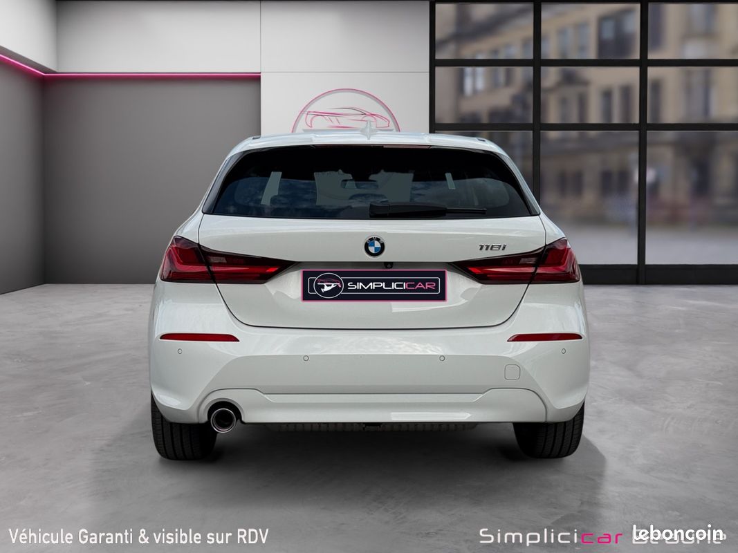 BMW SERIE 118I 136 BUSINESS DESIGN DKG 136Ch Garantie 12 mois (image 4)