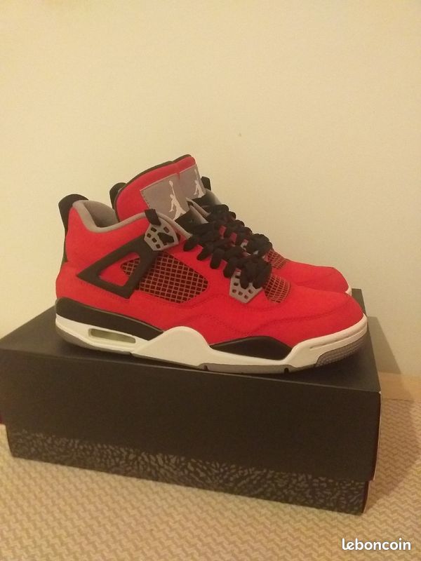 Jordan 4 rétro Toro Bravo (image 1)