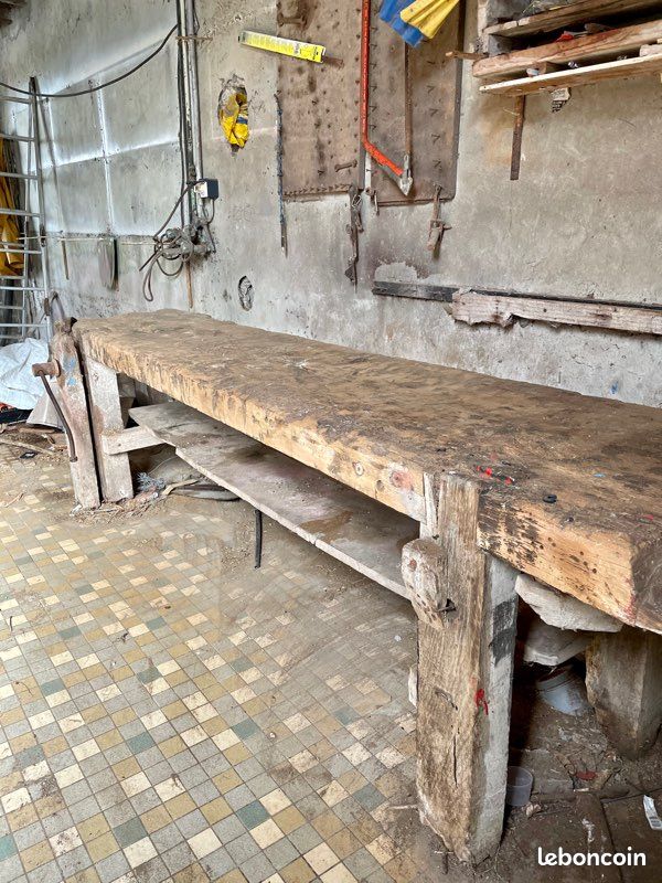 Établi ancien en bois (image 1)