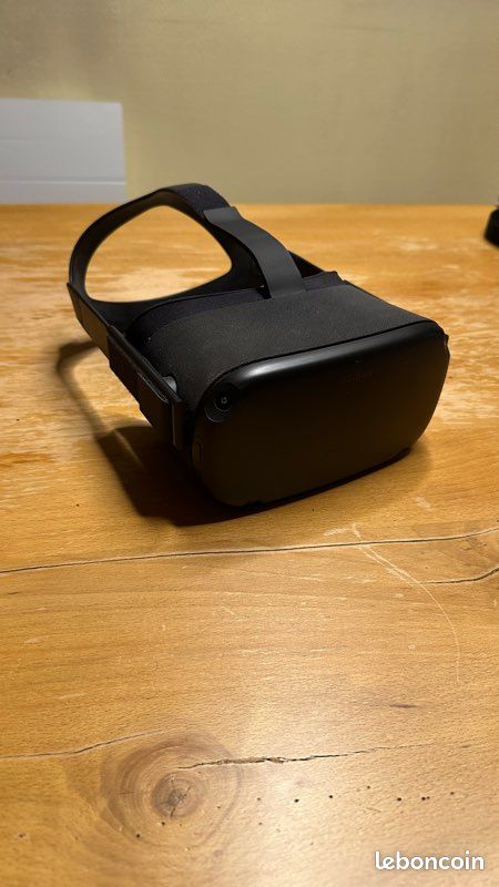 Oculus Quest 1 64go (image 2)