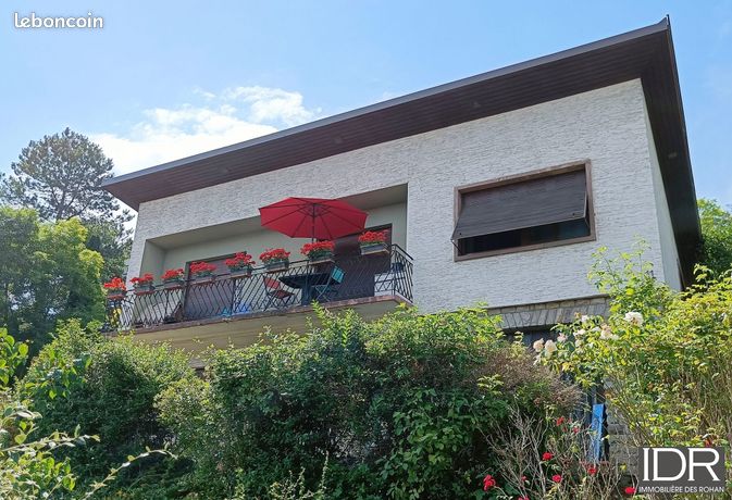 Maison 8 pièces 170 m²
