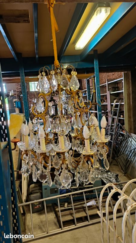 Lustre à Pampilles En Bronze Et Cristal Fin 19ème – Luminaire Ancien Et Élégant
