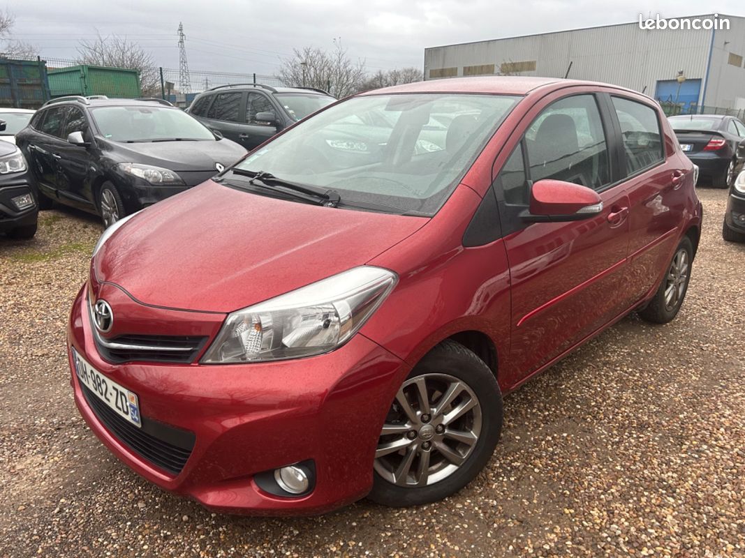 Toyota Yaris 1.4 D4D 90 Dynamic (image 3)
