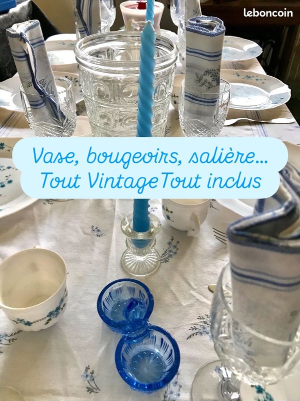 Pichet Vintage Arcopal En Verre à Fleurs Bleues Myosotis - Déco Rétro
