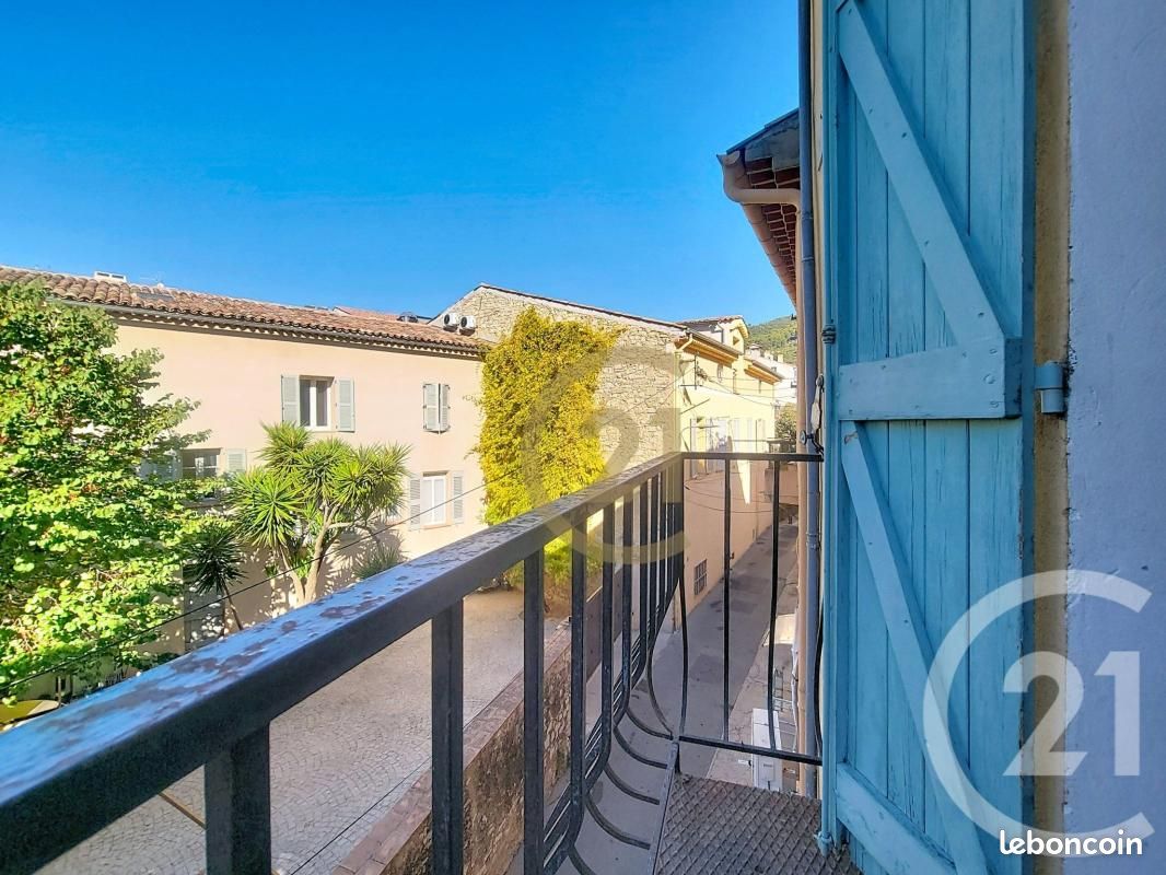 Appartement 1 pièce 28 m² · à Draguignan · 28 m² · 377 €/mois