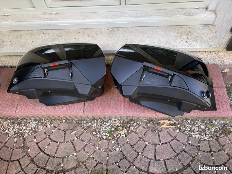 BMW Valises + CLE - R1250RT - K1600GT -D’origine Mootorrzd (image 3)