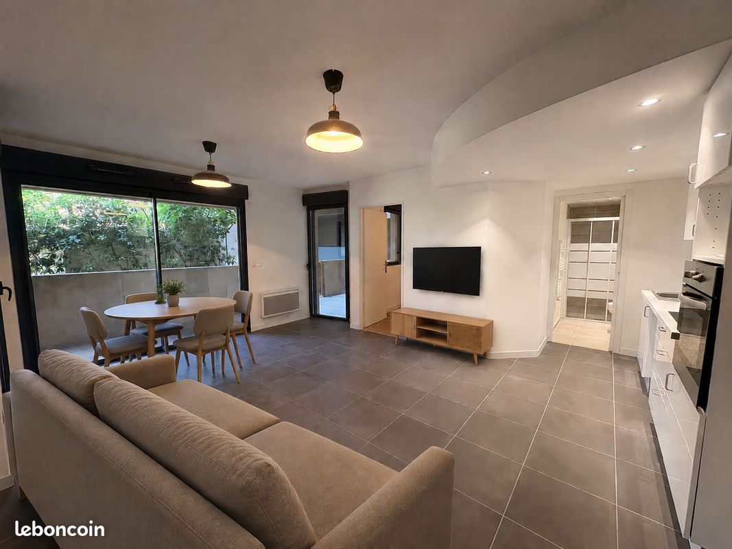 Appartement 2 pièces 33 m² · à Montpellier · 33 m² · 890 €