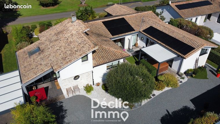 Maison 5 pièces 204 m²