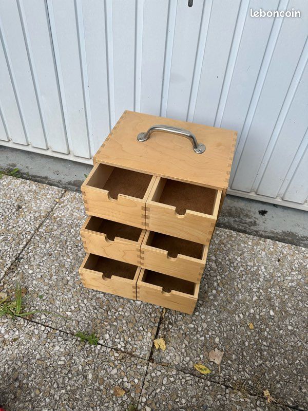 Rangement en bois (image 3)