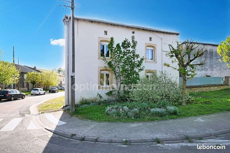Maison 6 pièces 138 m² · à Nouillonpont · 138 m² · 230 000 €
