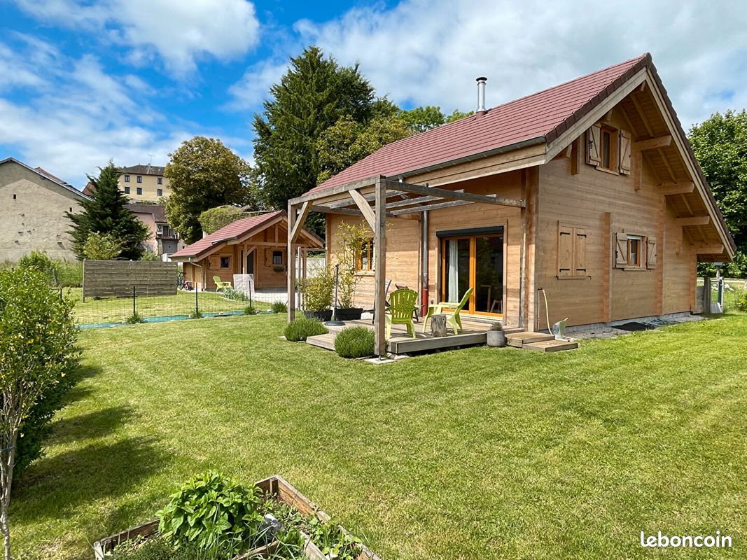 Maison 5 pièces 87 m² · à Clairvaux-les-Lacs · 87 m² · 299 000 €