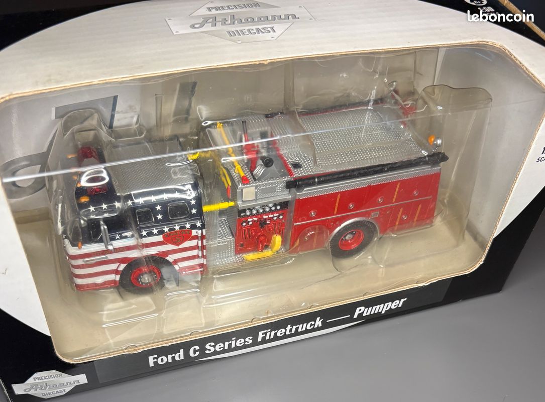 Athearn 1:87 Ford C Avec Remorque De 28 Ft Modèle Fini