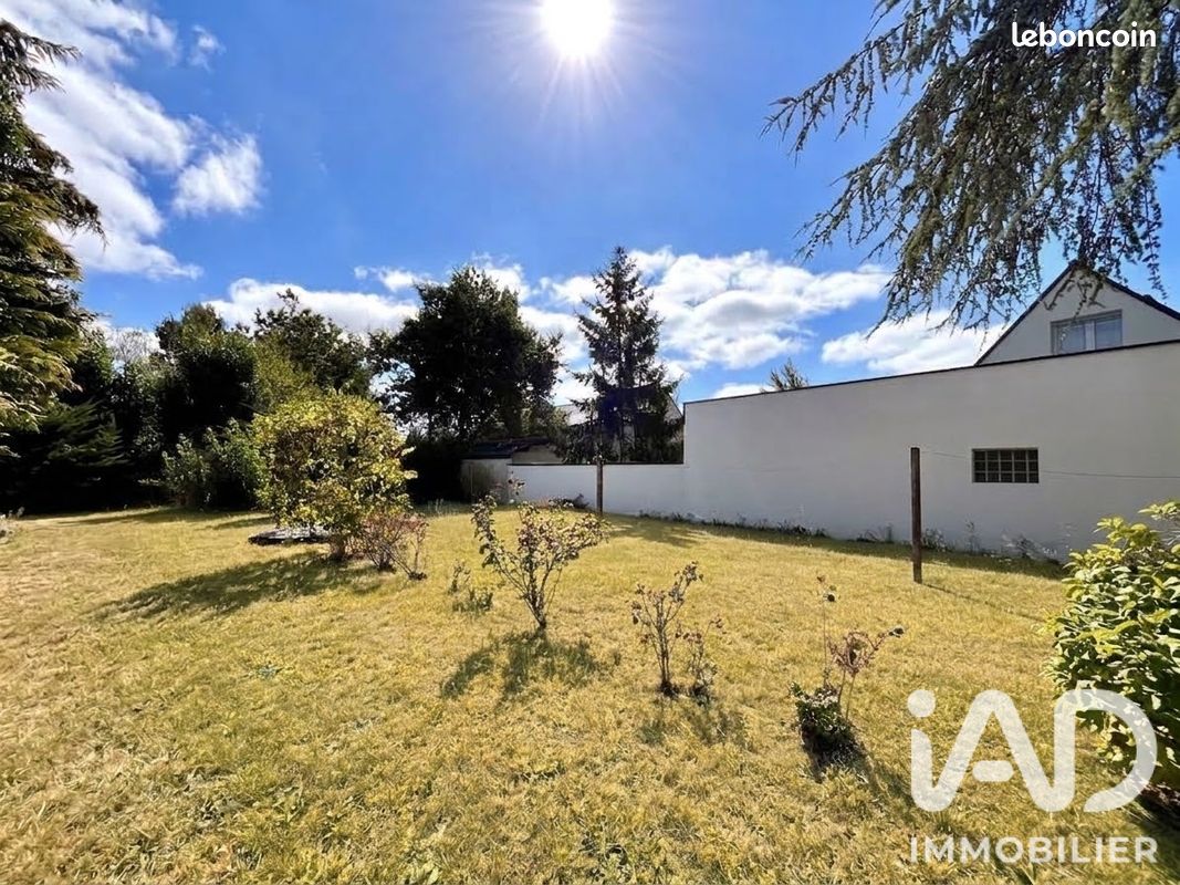 Terrain 384 m² · à Saint-Mars-du-Désert · 384 m² · 105 000 €