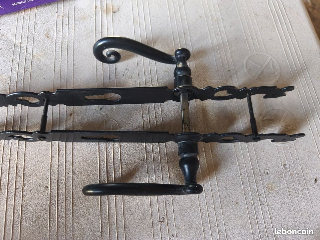Poignée de porte fer forgé (image 2)