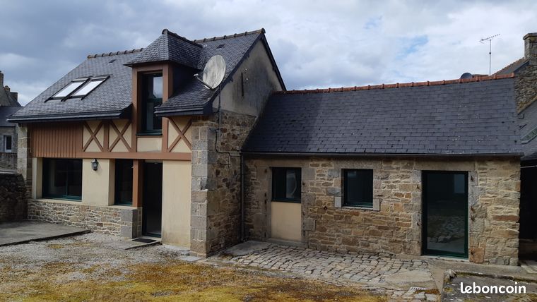 Lumineuse maison St Brandan centre bourg