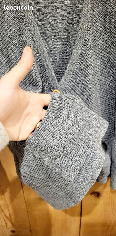 Gilet Tricot OPUS Oversize WAREIKE Gris Taille L – Occasion Très Bon état, Style Décontracté